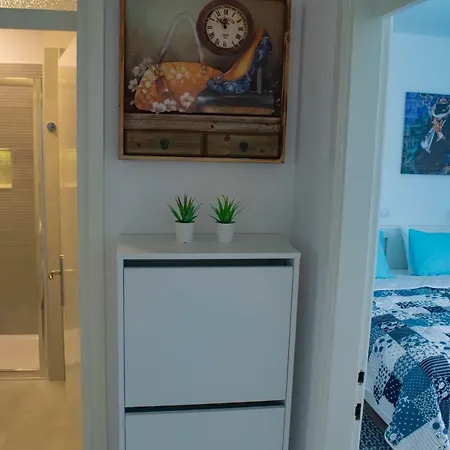 Apartment M&m's Place